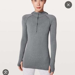 LULULEMON - Swiftly Tech Hooded 1/2 Zip